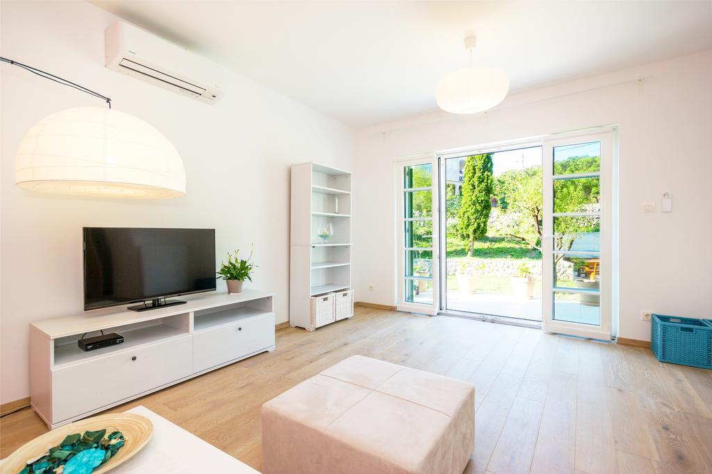 Apartment Barbina Kastelina Свети-Юрай Экстерьер фото